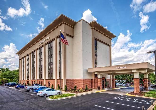 Hampton inn charlotte university place