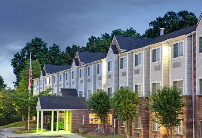 Microtel inn & suites by wyndham charlotte university place