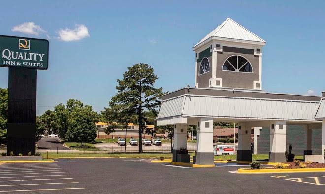 Quality inn & suites university area