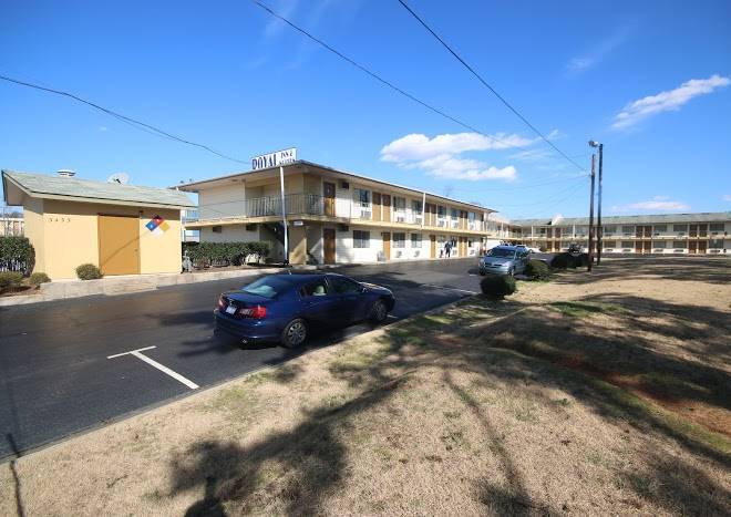 Royal inn & suites