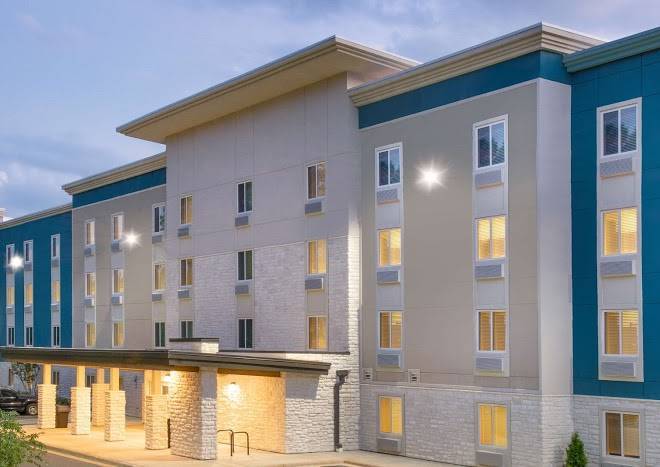 Woodspring suites charlotte matthews