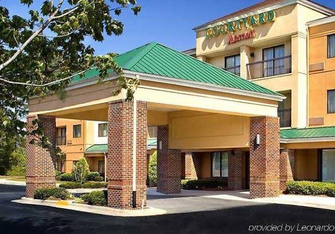 Courtyard By Marriott Rocky Mount Image