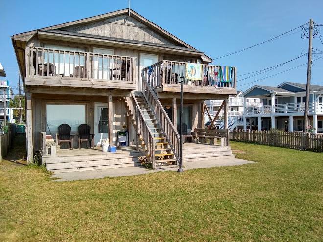Blue marlin beach vacation lodging