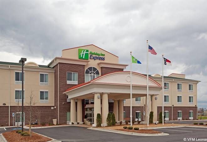 Holiday inn express pembroke