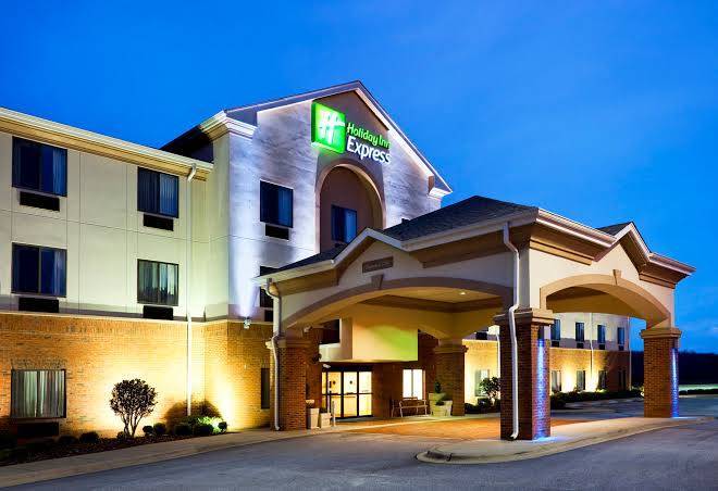 Holiday inn express forest city