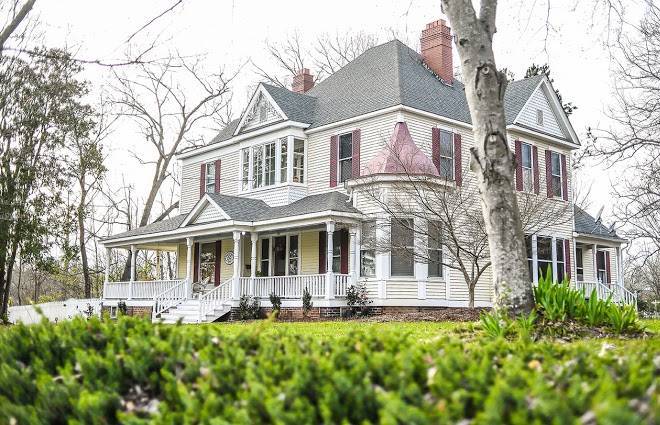 The 1891 inn bed and breakfast