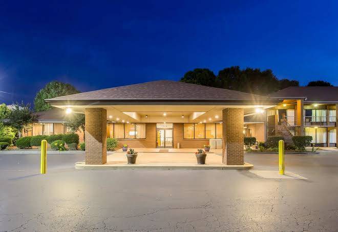 Quality inn mount airy mayberry