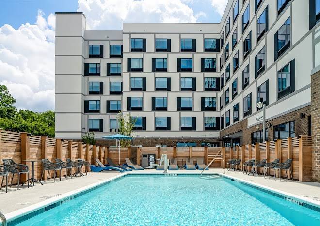 Hampton inn & suites raleigh midtown