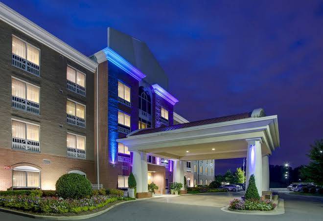 Holiday inn express & suites raleigh sw nc state