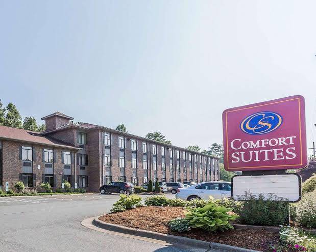 Comfort suites boone university area