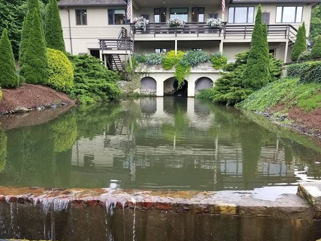 Hound Ears Club Image