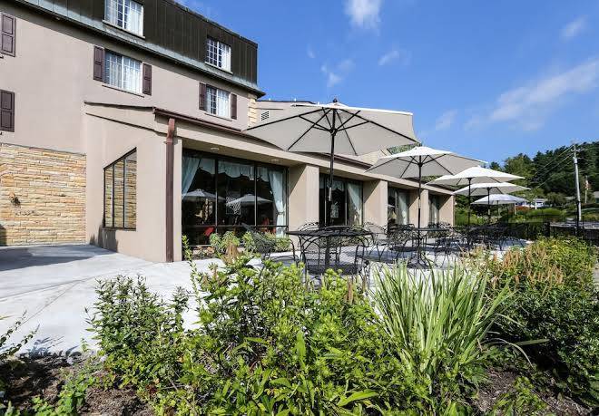 Meadowbrook inn