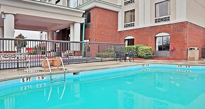 Holiday inn express & suites wilson downtown