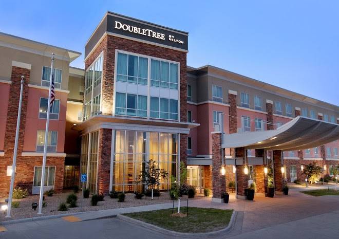Doubletree by hilton west fargo sanford medical center area