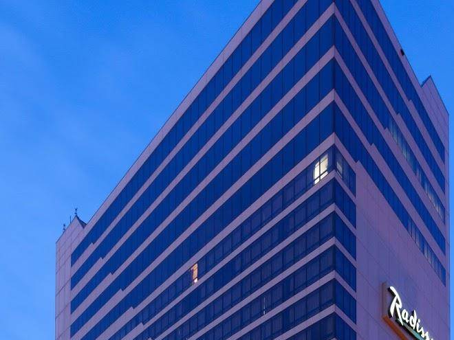 Radisson hotel fargo