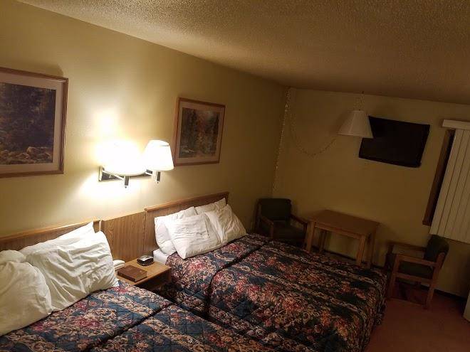 Forestwood inn and c store