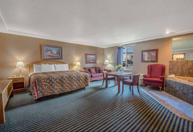 Days inn by wyndham jamestown