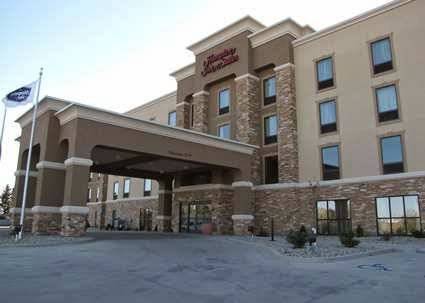 Hampton inn & suites jamestown nd