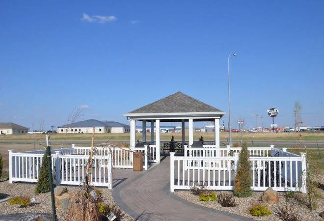 Sierra Inn Minot Image