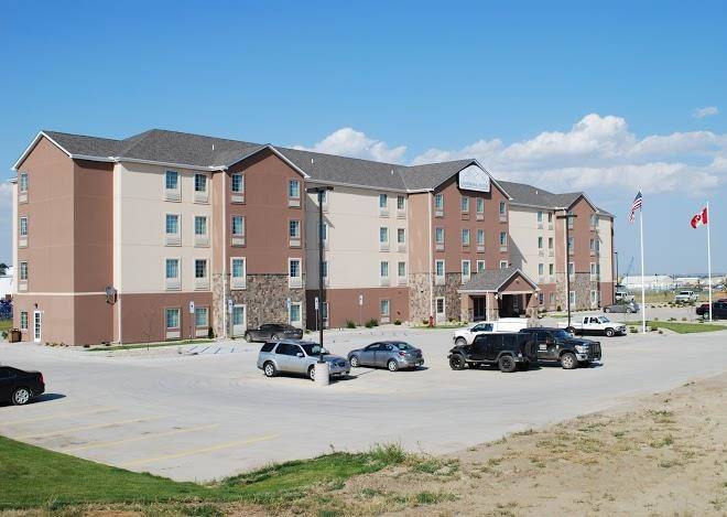 Landmark suites