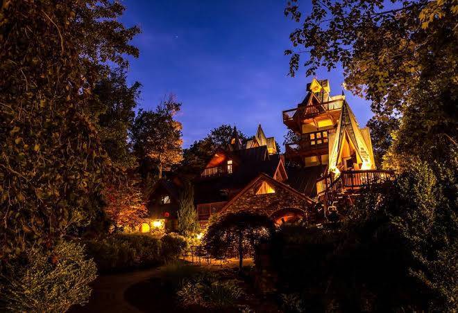 Landoll's mohican castle luxury hotel in central ohio