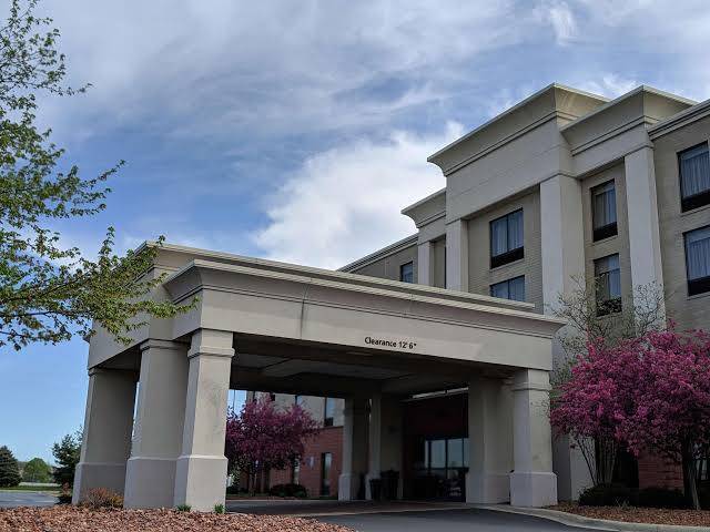 Hampton inn & suites cincinnati union centre