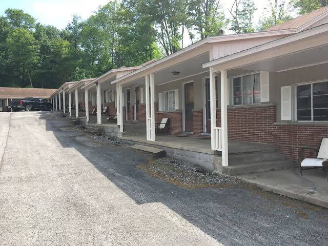 Barnetts motel