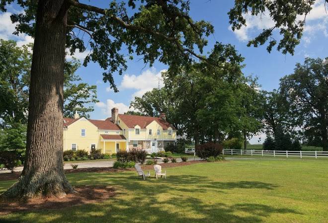 Hideaway country inn
