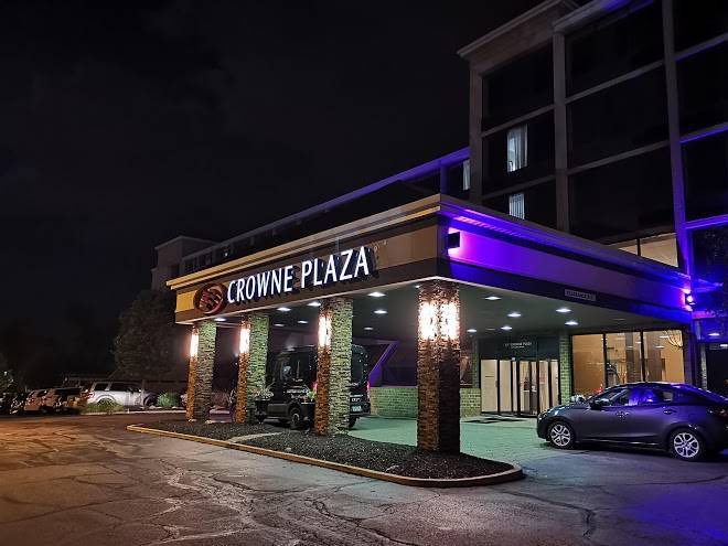 Crowne Plaza Cleveland Airport Image