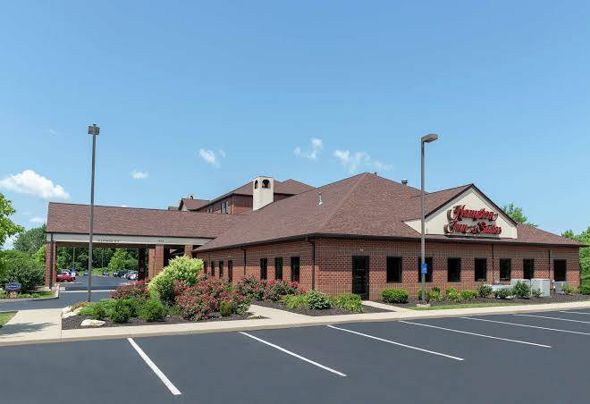 Hampton inn & suites cleveland airport middleburg heights