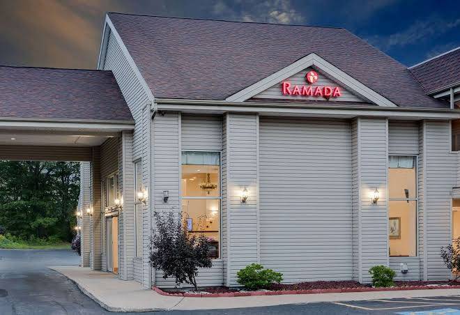 Ramada by wyndham cleveland airport west