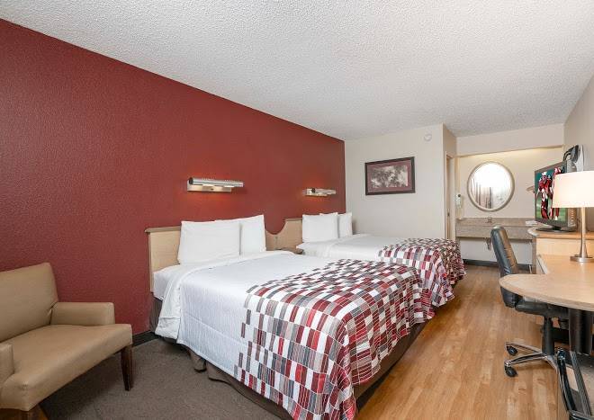 Red roof inn cleveland airport middleburg heights