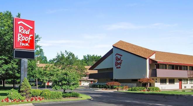 Red Roof Inn Cleveland Westlake Image