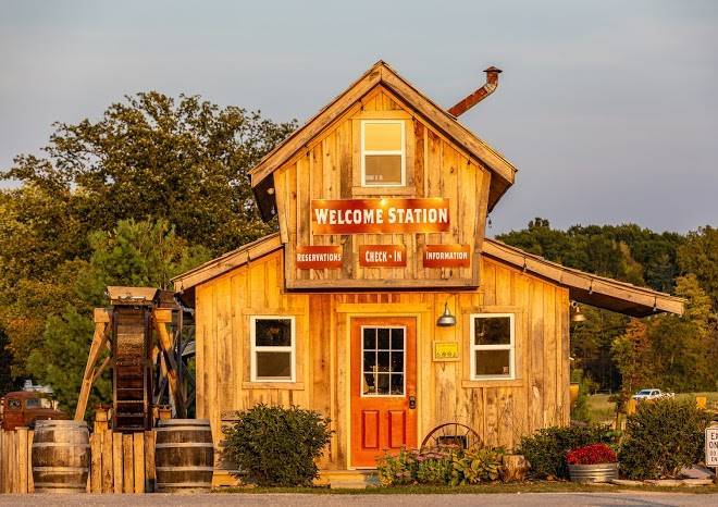 Sunbury Columbus North Koa Holiday Image