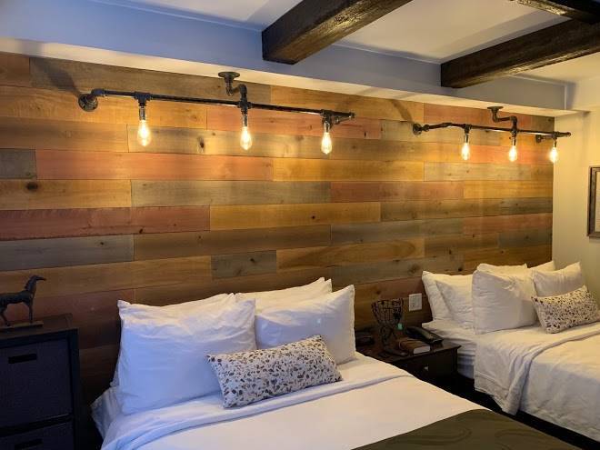 Cedar stables inn and suites