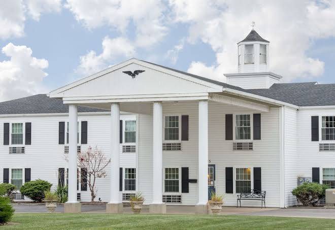 Knights inn sandusky