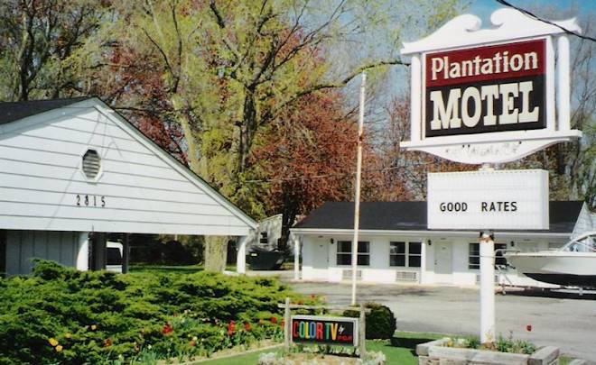 Plantation motel