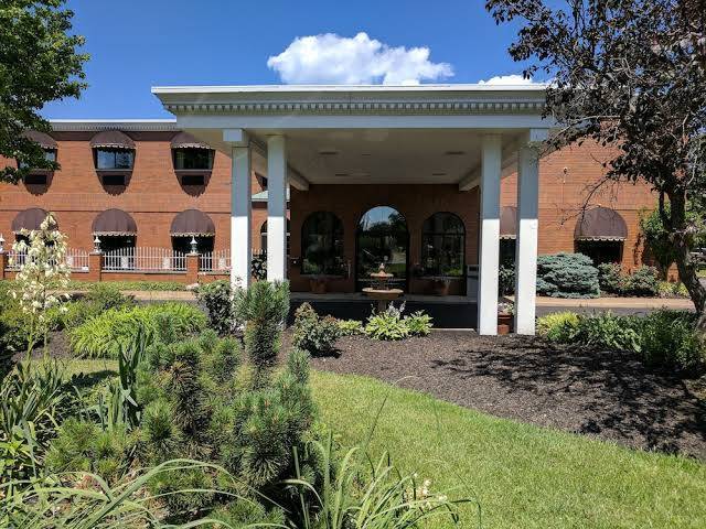 South shore inn