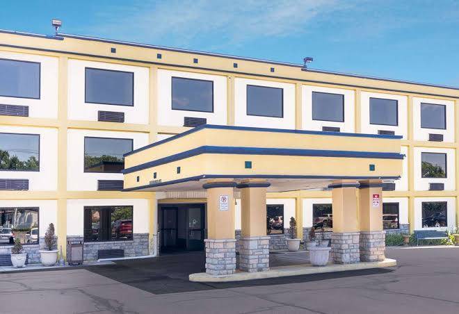 Days inn by wyndham columbus airport