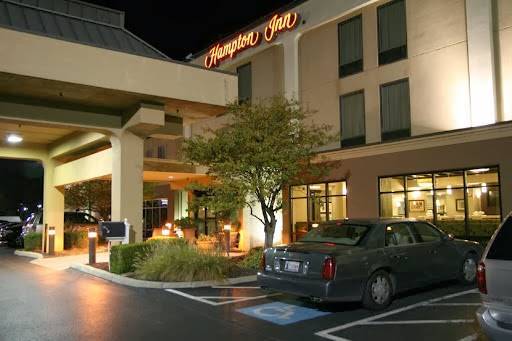 Hampton Inn Columbus West Image