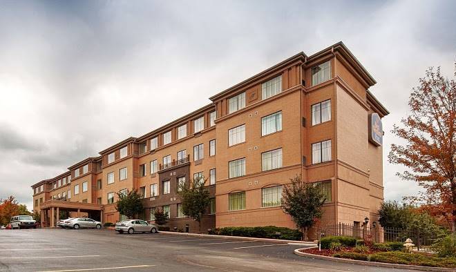 Best Western Plus Hannaford Inn & Suites Image