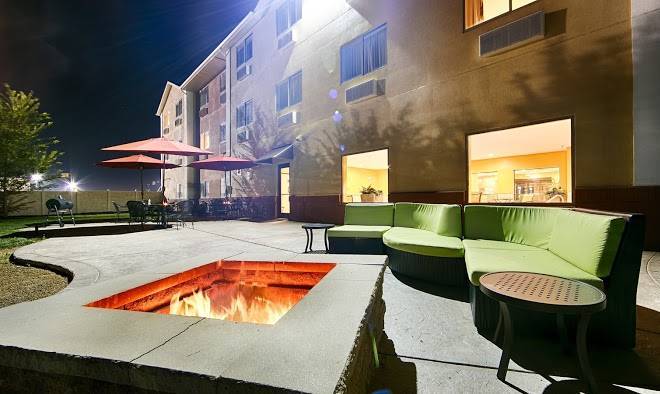 Best western plus whitewater inn