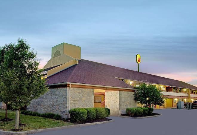 Super 8 by wyndham cincinnati oh