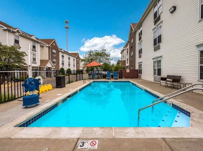 Mainstay suites