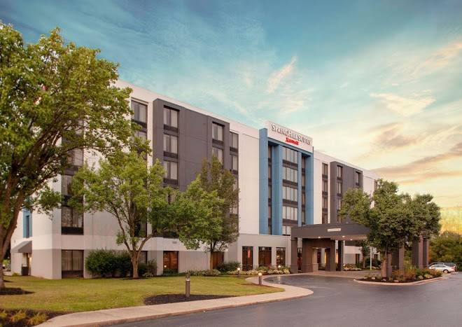 Springhill suites by marriott cincinnati north forest park