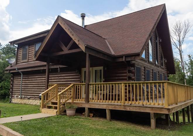 Cabins at hickory ridge