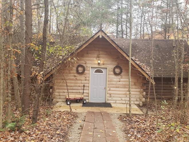 Cassady's hilltop cabins
