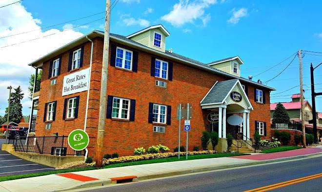 Lodging on the square