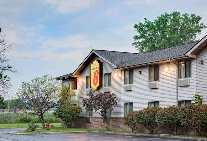 Super 8 by wyndham mentor cleveland area