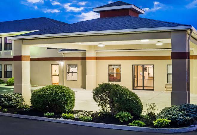 Super 8 by wyndham bellefontaine